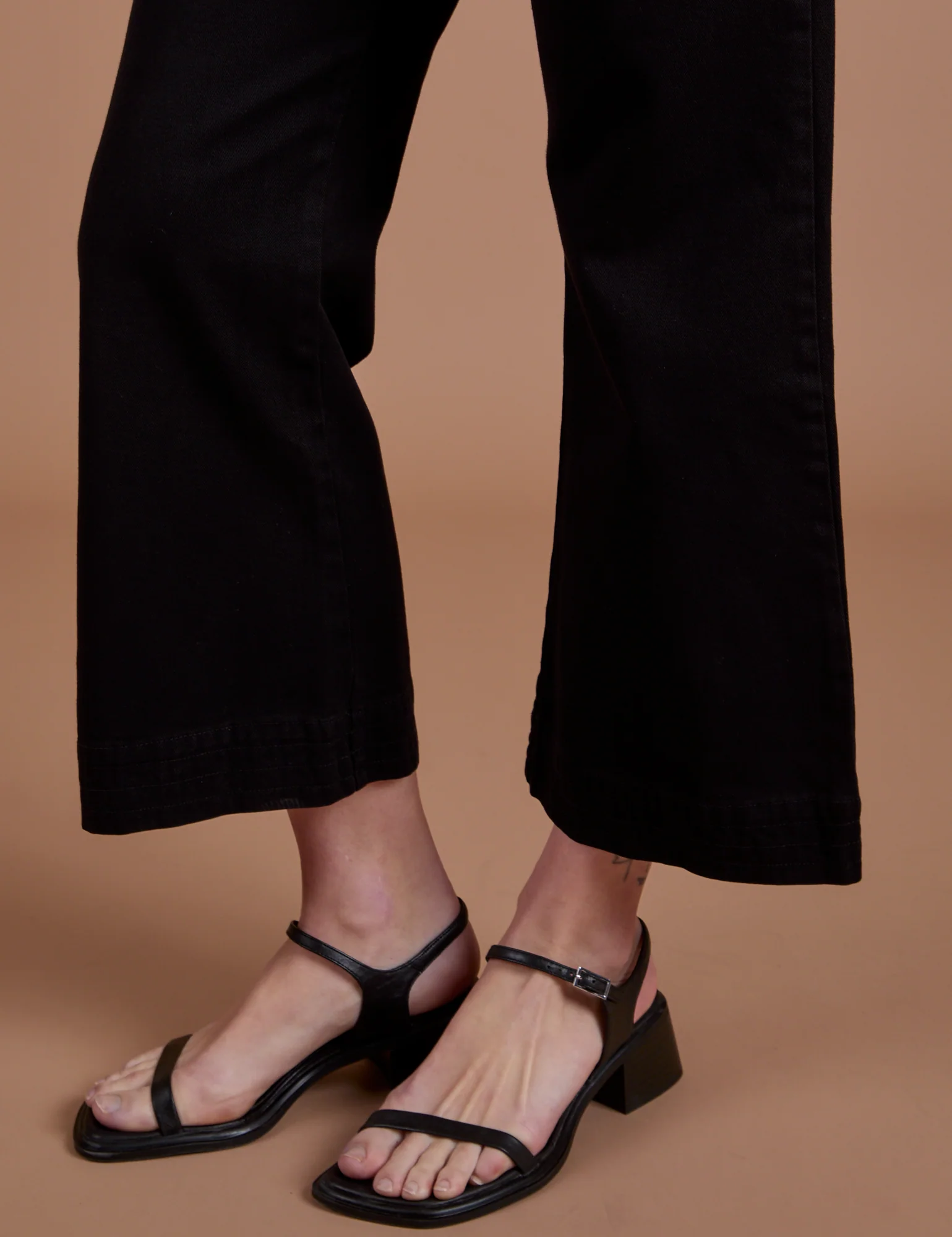 Action Pants - Basic Black - Image 17