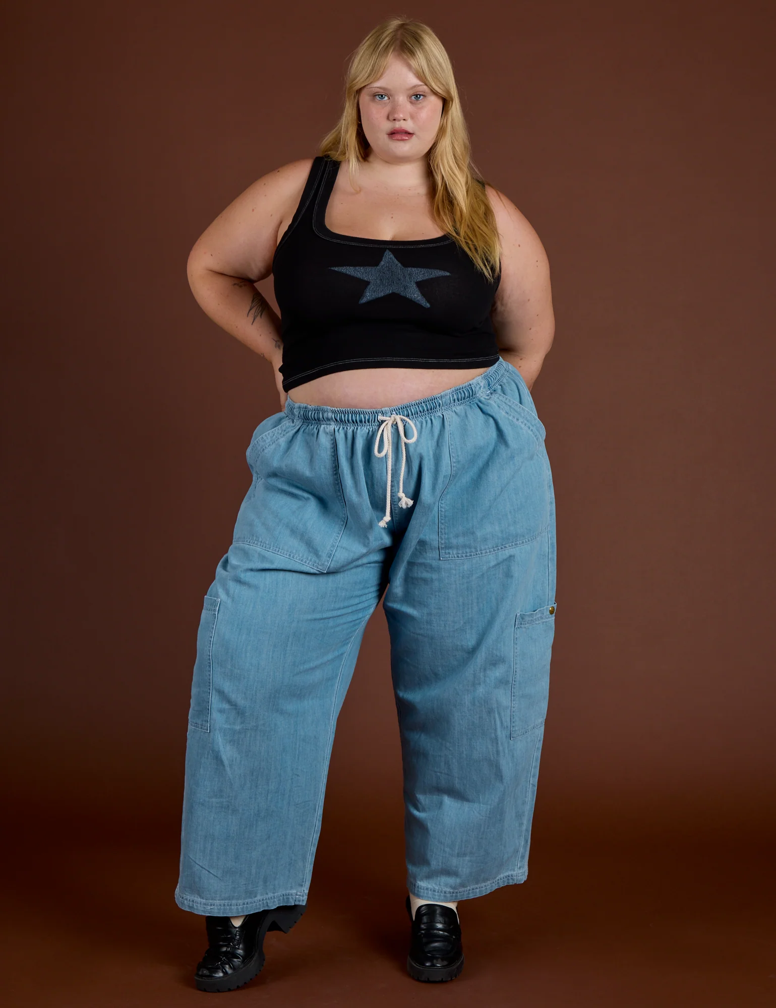 Icon Cropped Tank - Black Star - Image 11
