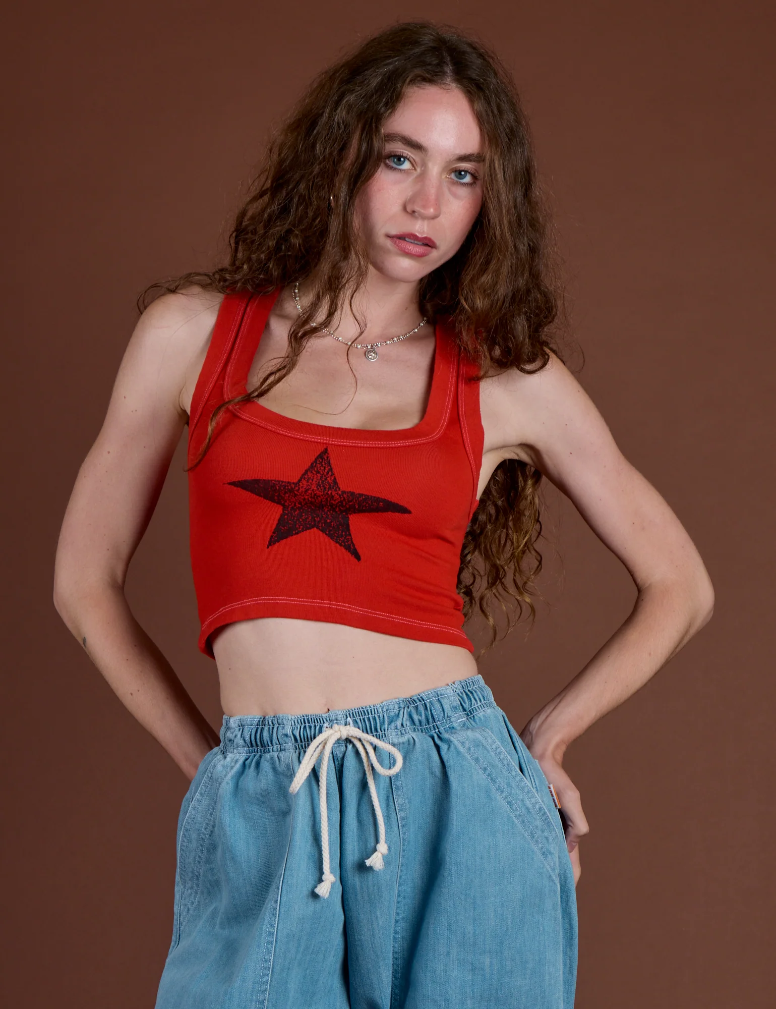 Icon Cropped Tank - Red Star - Image 3