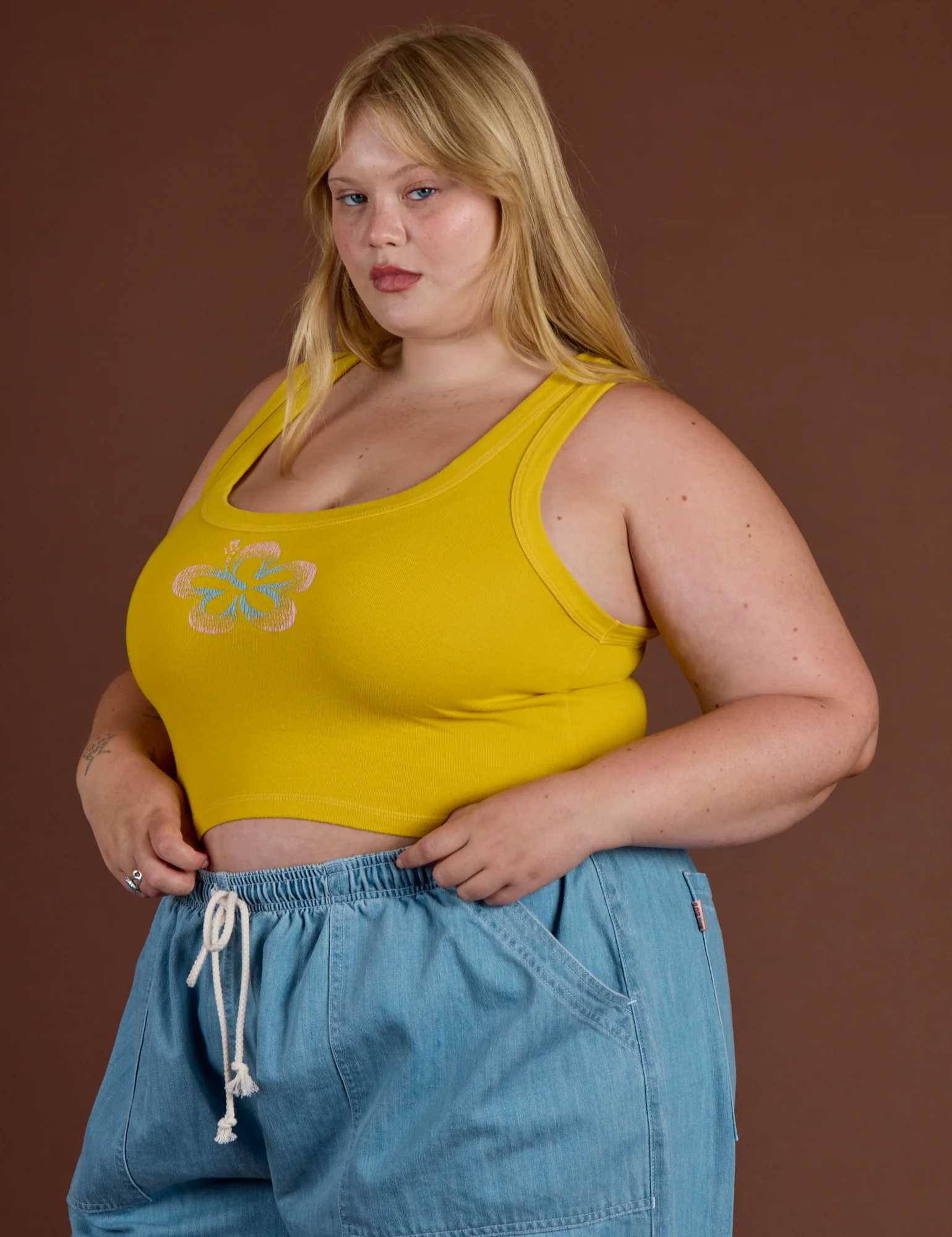 Icon Cropped Tank - Yellow Hibiscus - Image 6