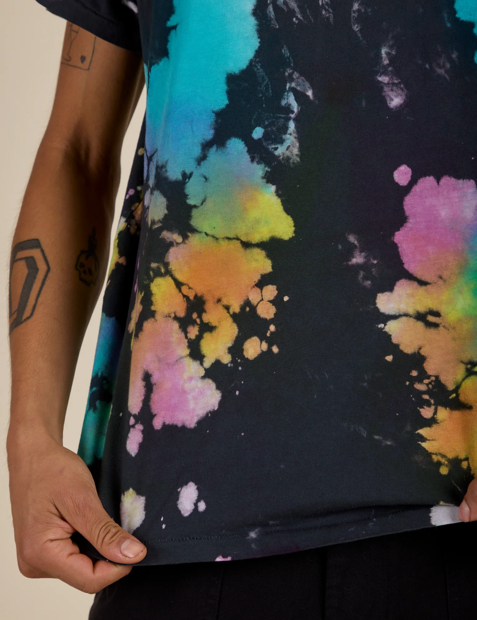 Magic Waters Vintage Tee - Rainbow - Image 13