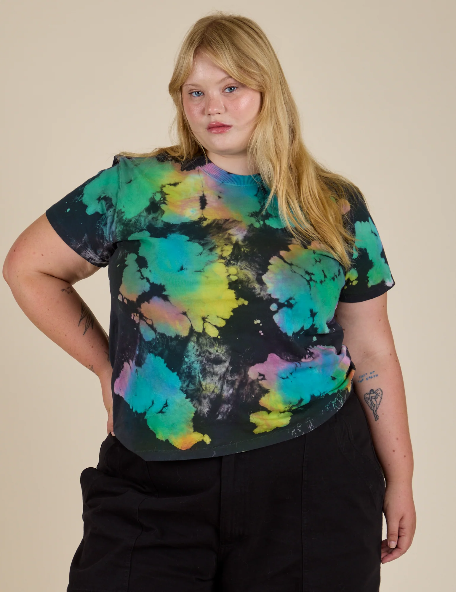Magic Waters Vintage Tee - Rainbow - Image 4