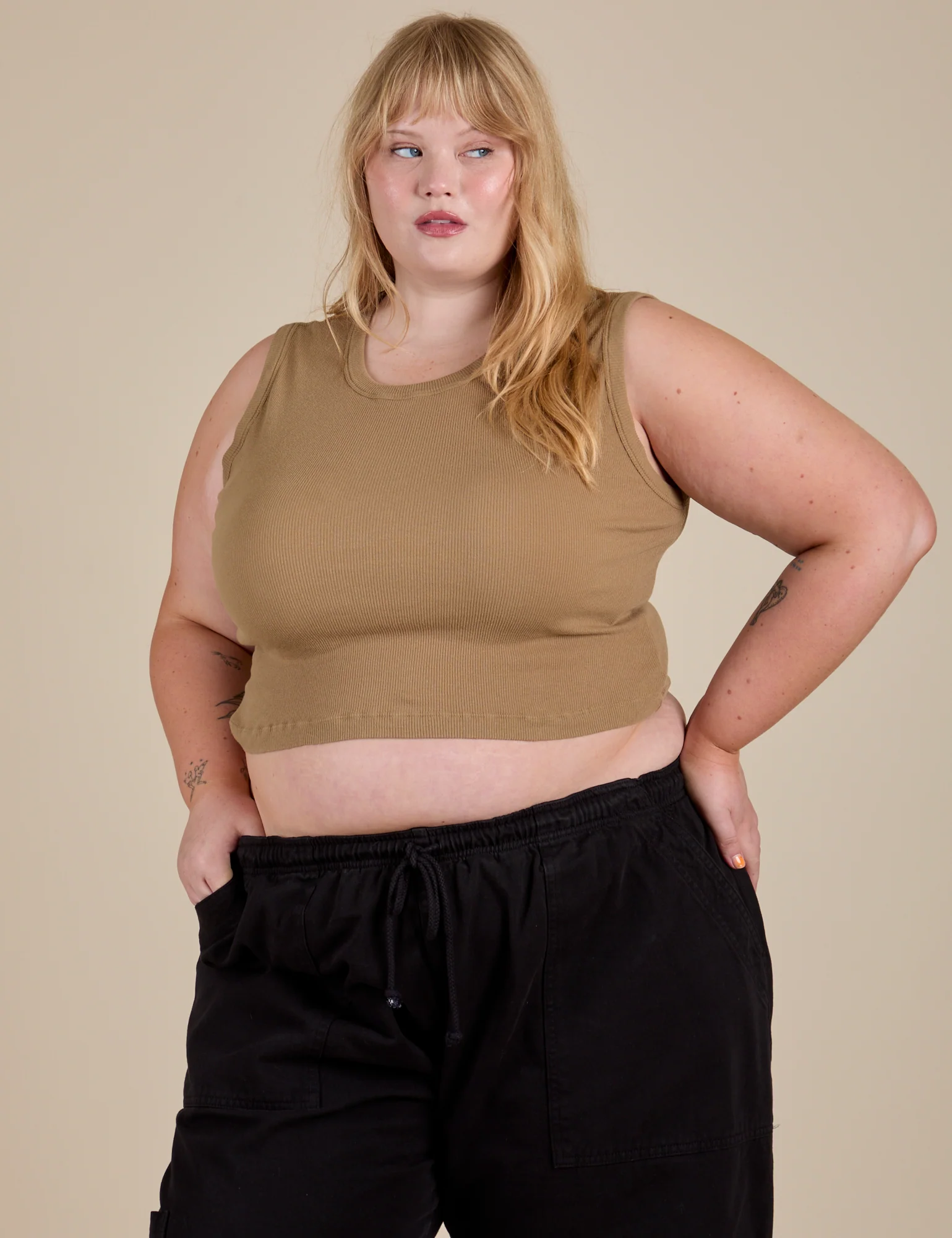 Muscle Tee - Desert Brown