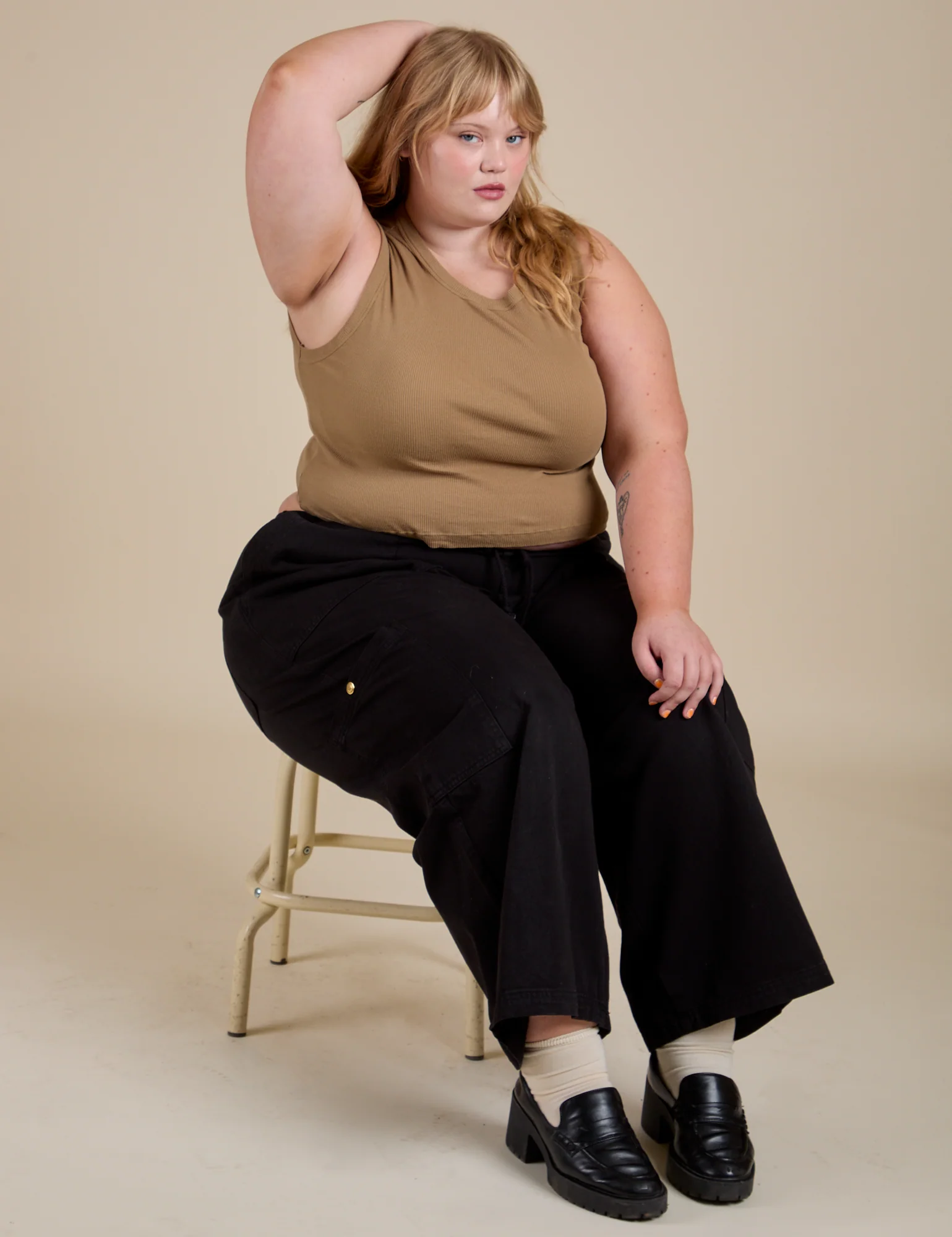 Muscle Tee - Desert Brown - Image 8