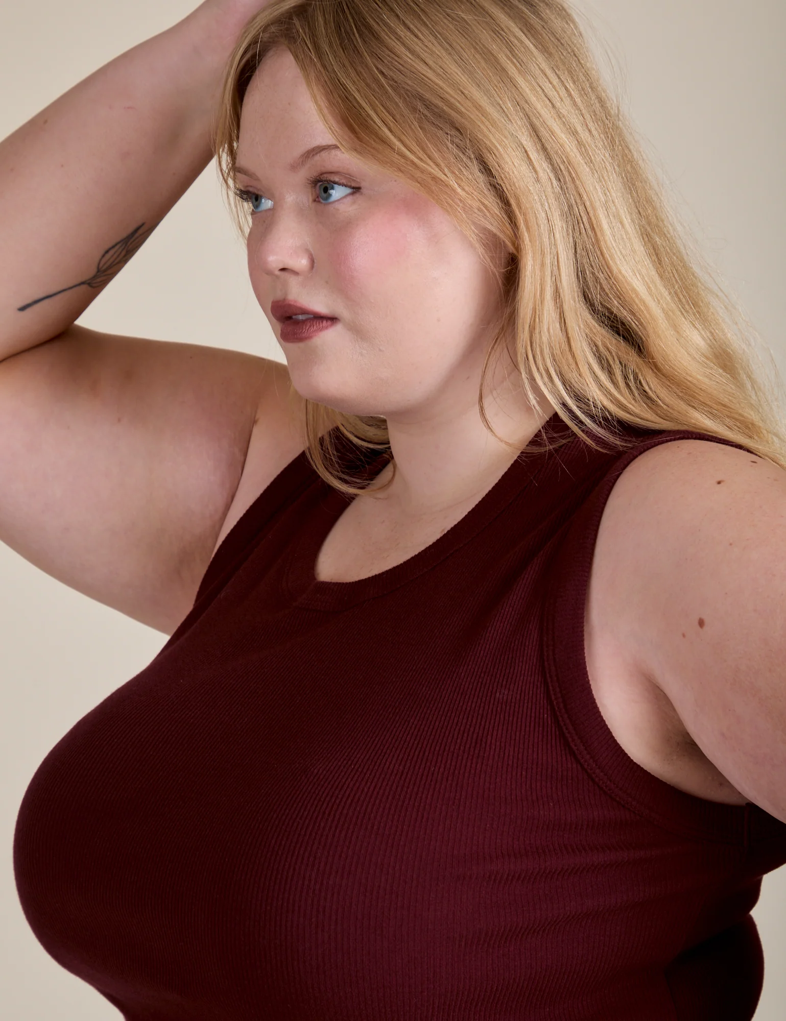 Muscle Tee - Red Wine - Image 28