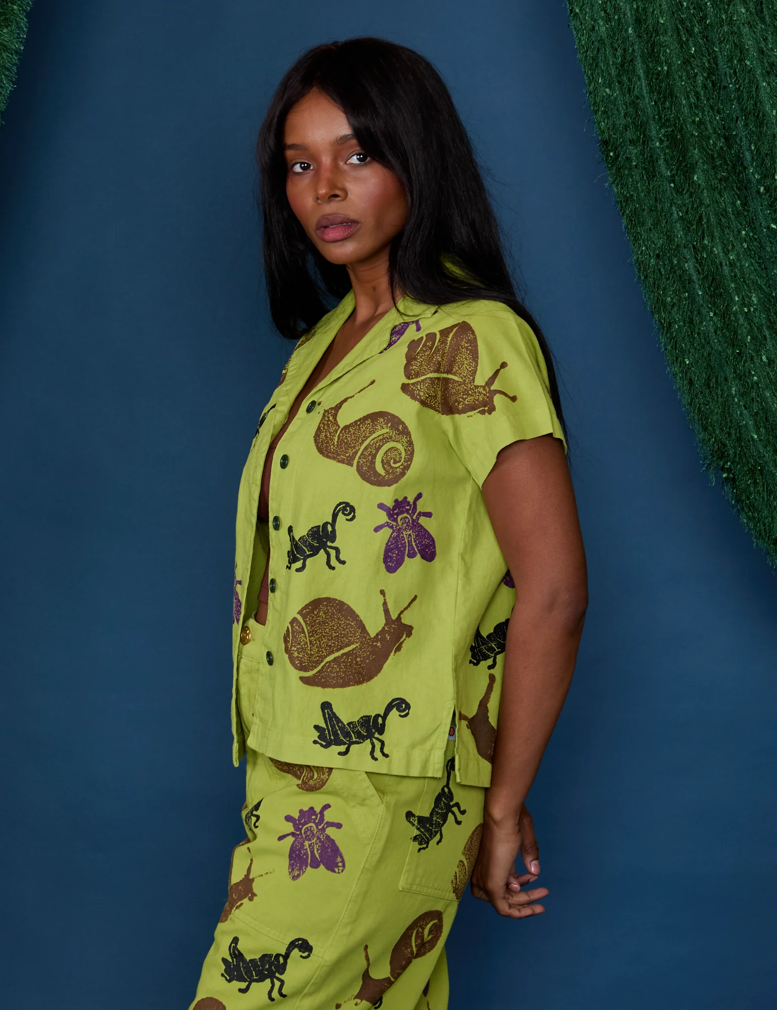 Paintstamped Pantry Button-Up - Big Bug *FINAL SALE* - Image 5