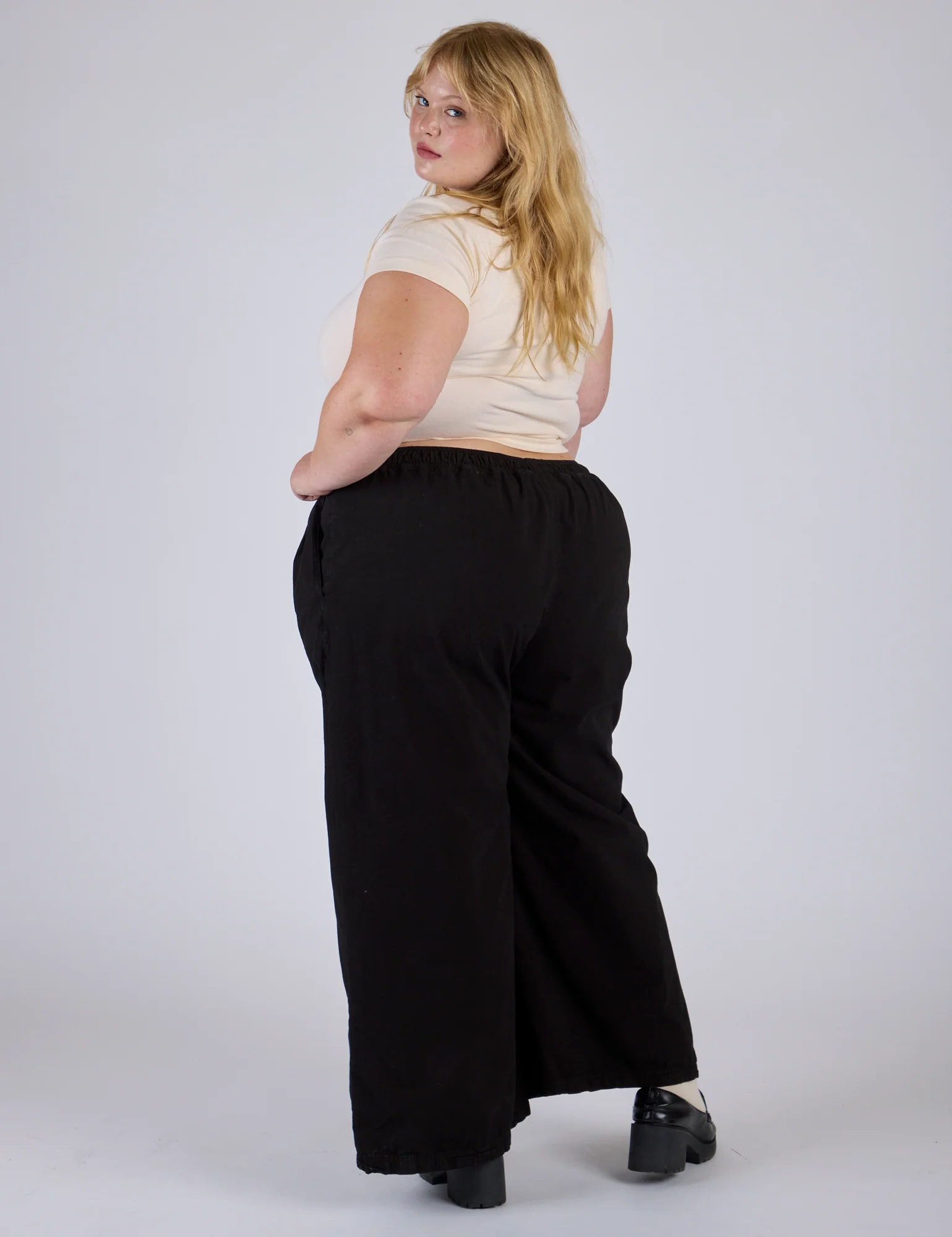 Pleated Pull-On Pants - Basic Black - Image 12