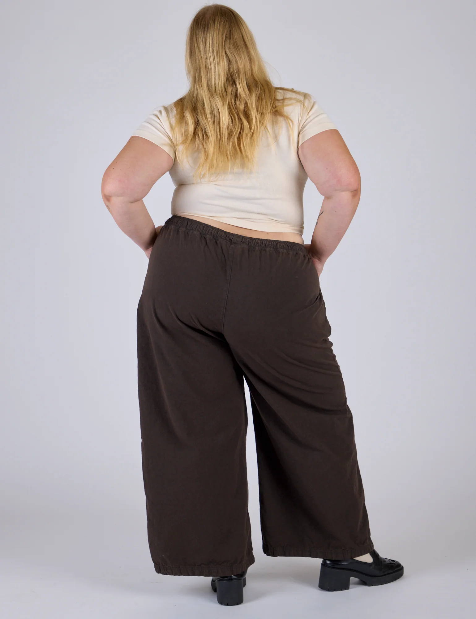 Pleated Pull-On Pants - Espresso Brown - Image 14