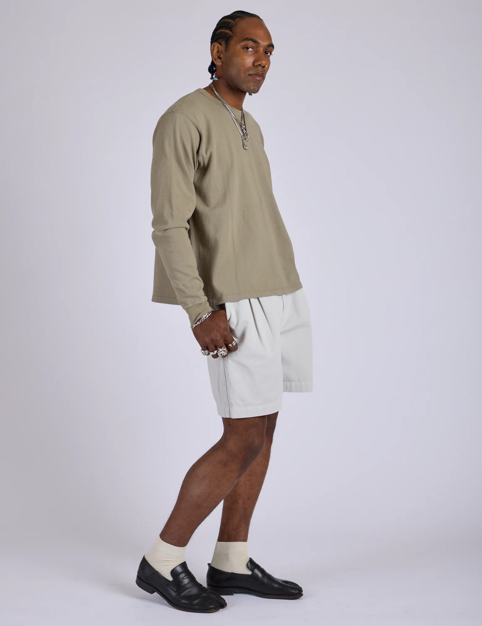 Pleated Trouser Shorts - Dishwater White - Image 18