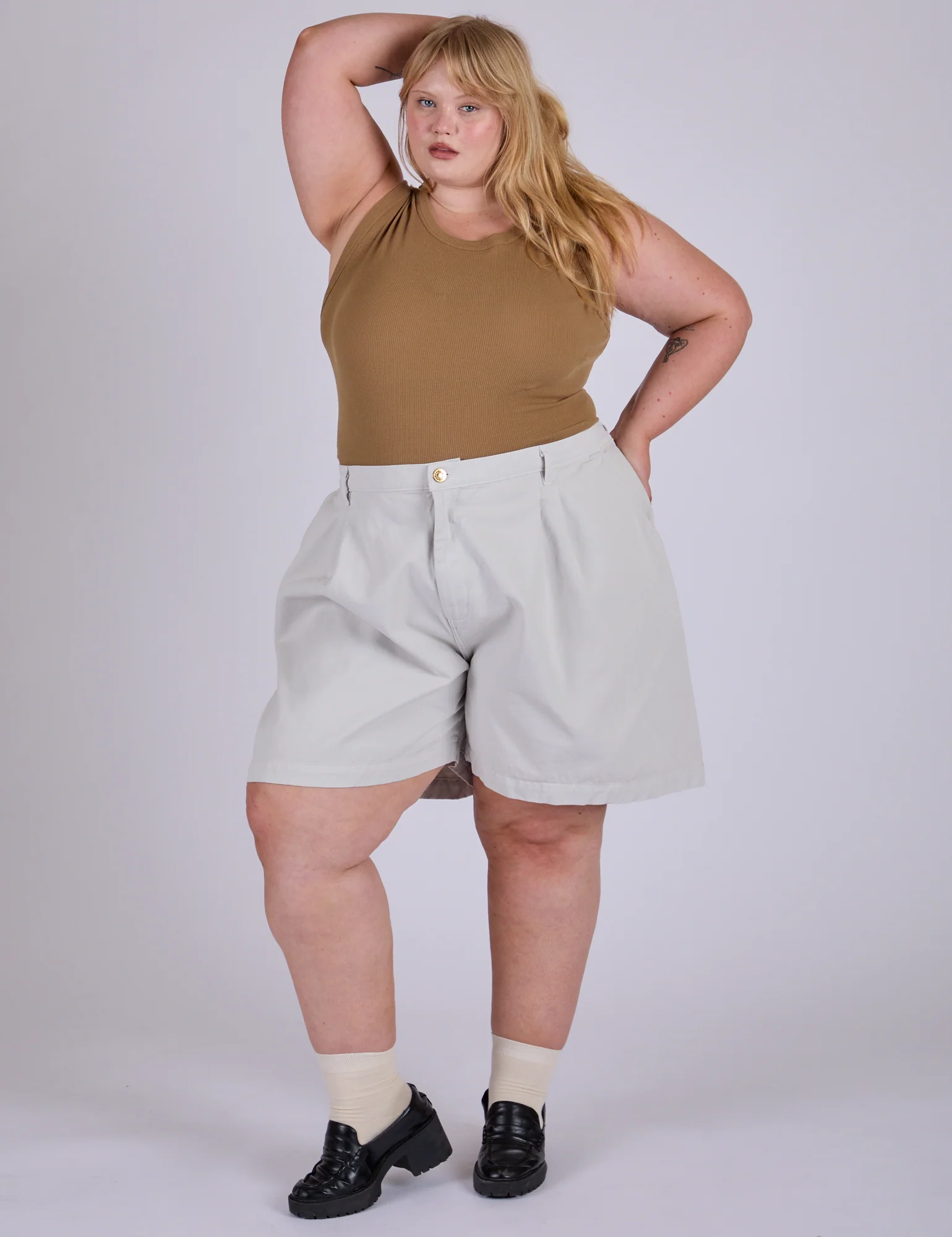 Pleated Trouser Shorts - Dishwater White - Image 9
