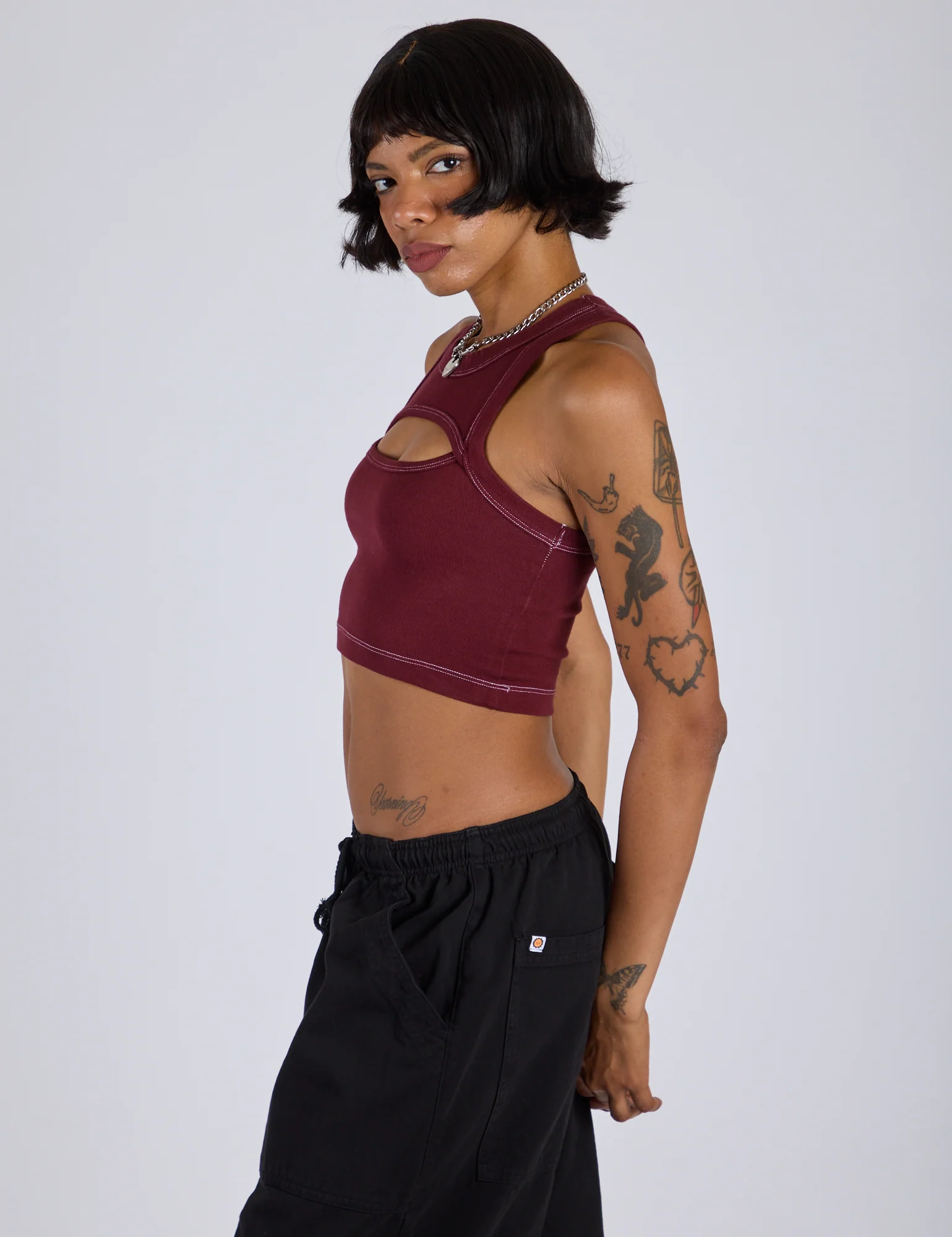 Porthole Tank - Red Wine - Image 13