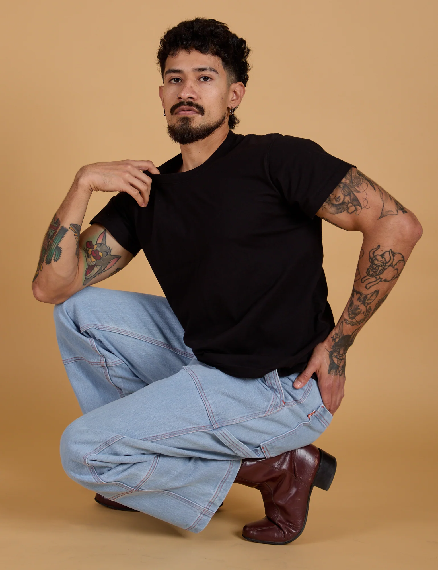 The Organic Vintage Tee - Basic Black - Image 13
