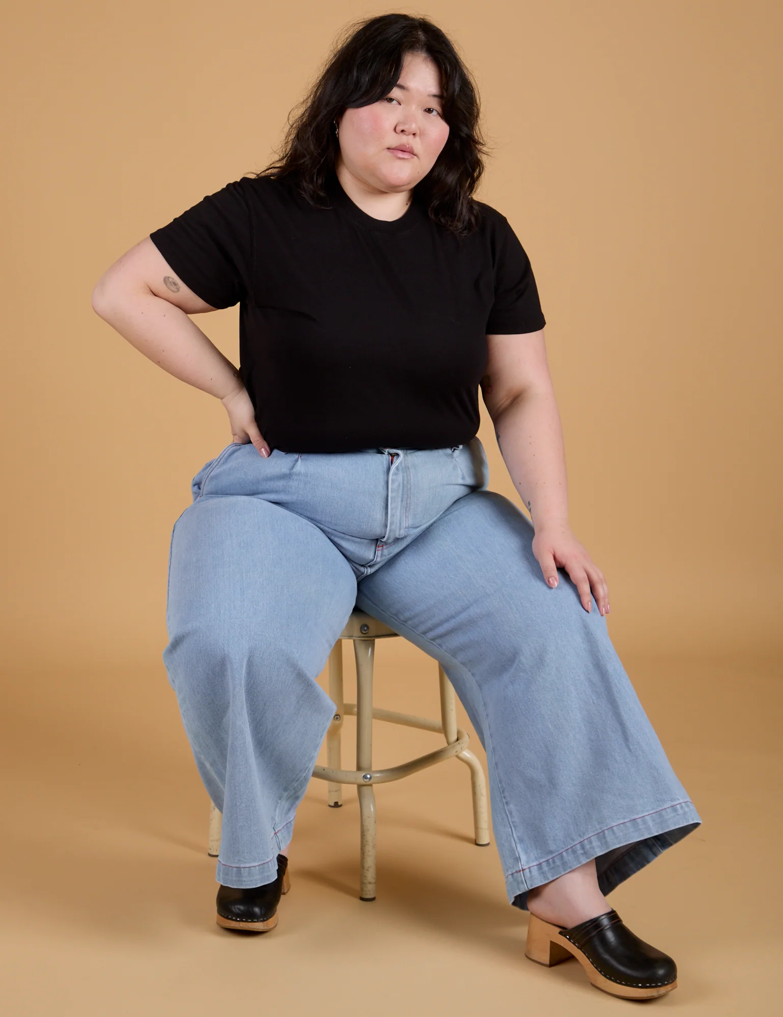 The Organic Vintage Tee - Basic Black - Image 19